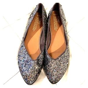 Toms sparkly flats, never worn!
